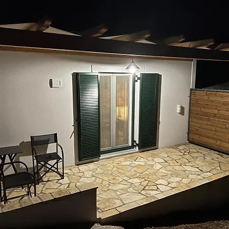 The Old Stables Apartment Vatos Exterior photo